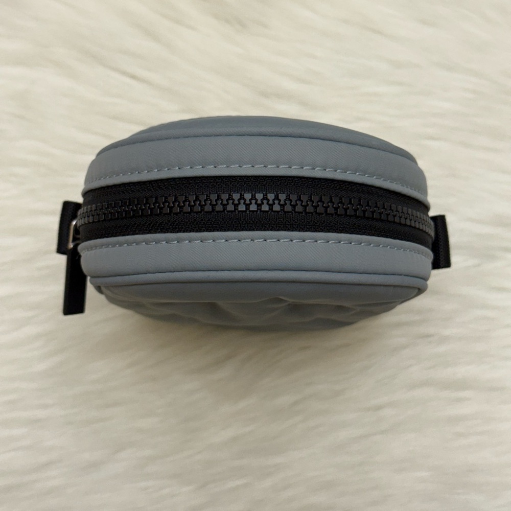 LULULEMON - BLACK GREY TEAM CANADA FUTURE LEGACY BAG - Picture 5 of 16